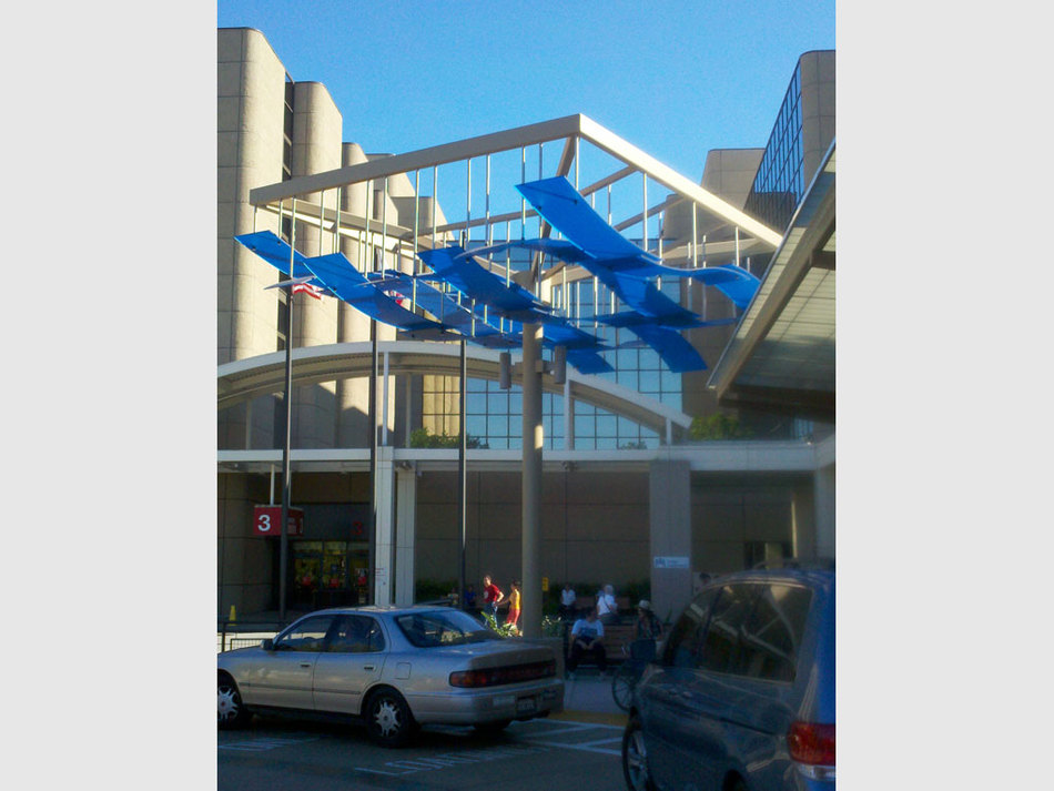 Kaiser Woodland Hills Hospital Installations 3form