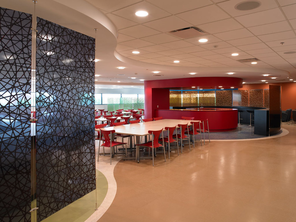 Berry Plastics Installations 3form