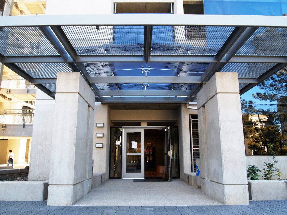 Muir College Installations 3form Muir College Installations 3form